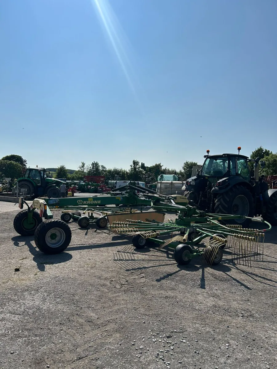 Krone TC930 plus rake - Image 4