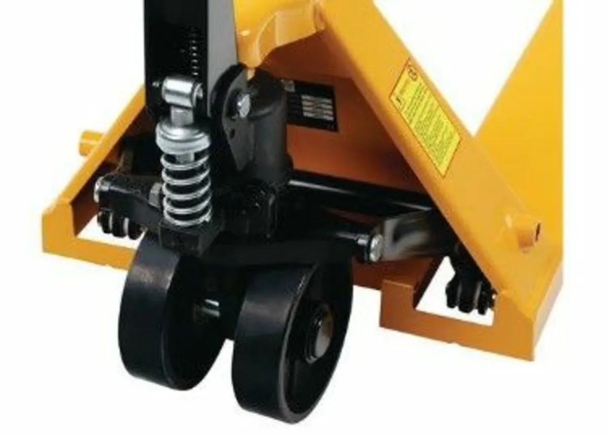 Pallet Trucks For Sale - New 2.5 Ton - Image 2