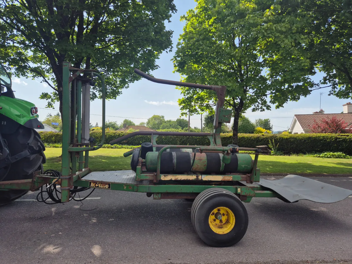 McHale round bale wrapper - Image 1