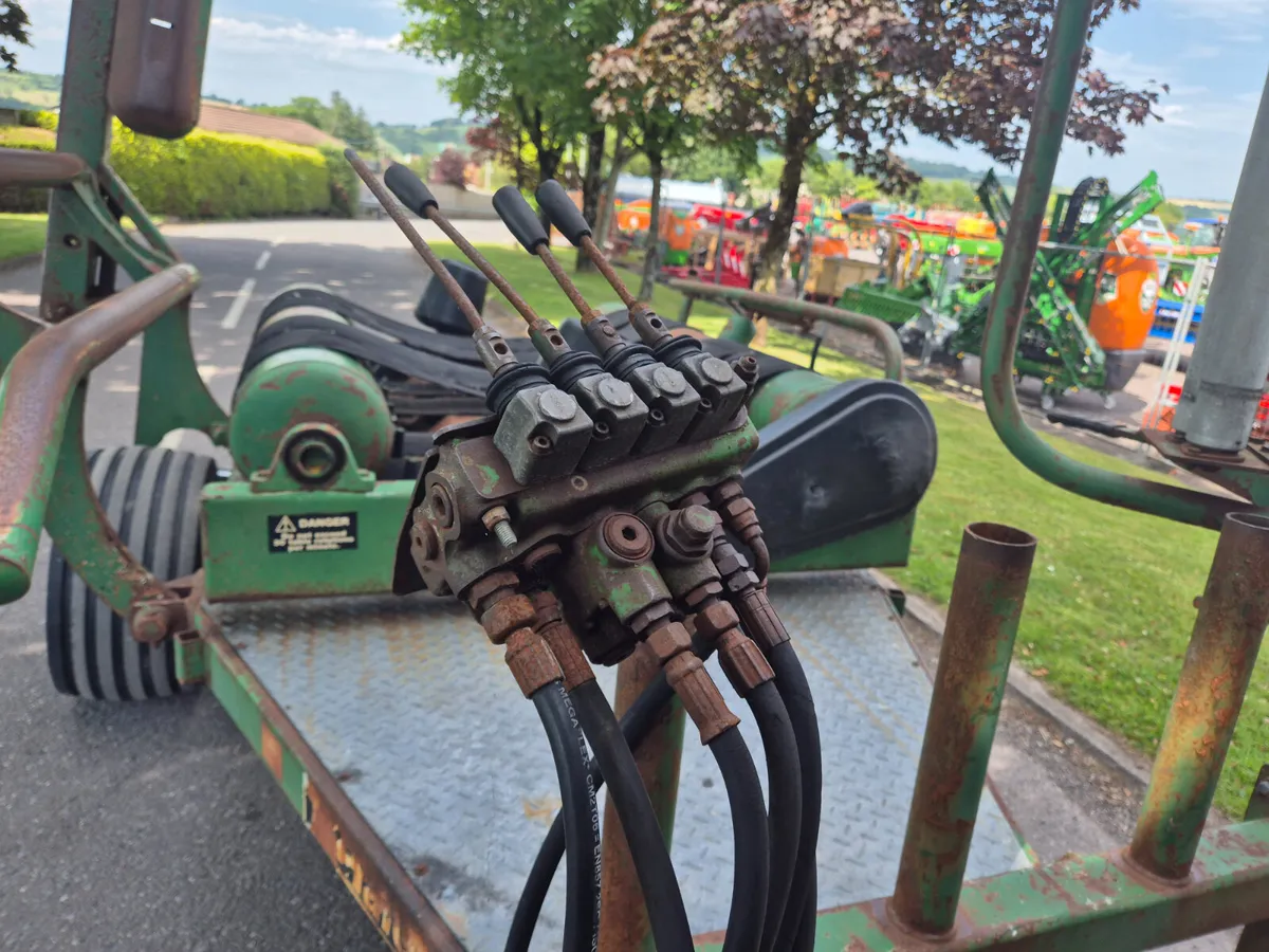 McHale round bale wrapper - Image 4