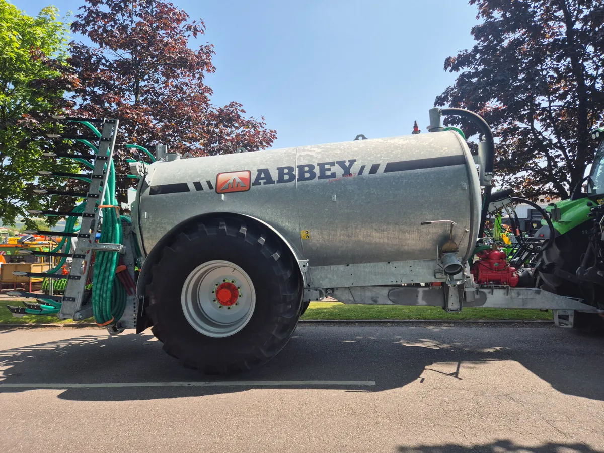 Abbey 2500R slurry tank - Image 4