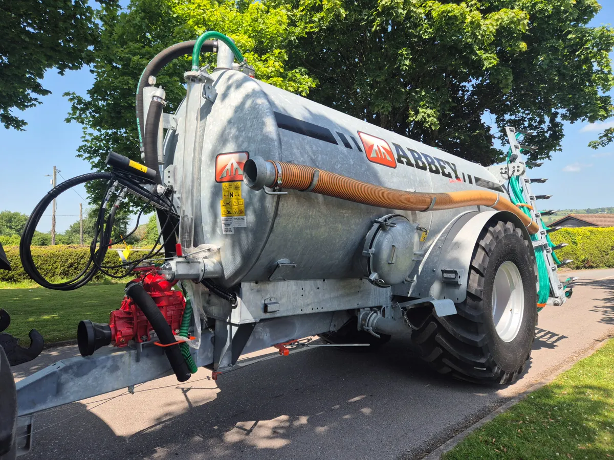Abbey 2500R slurry tank - Image 2