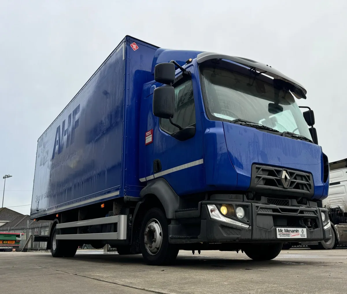 Renault D range 182reg - Image 4