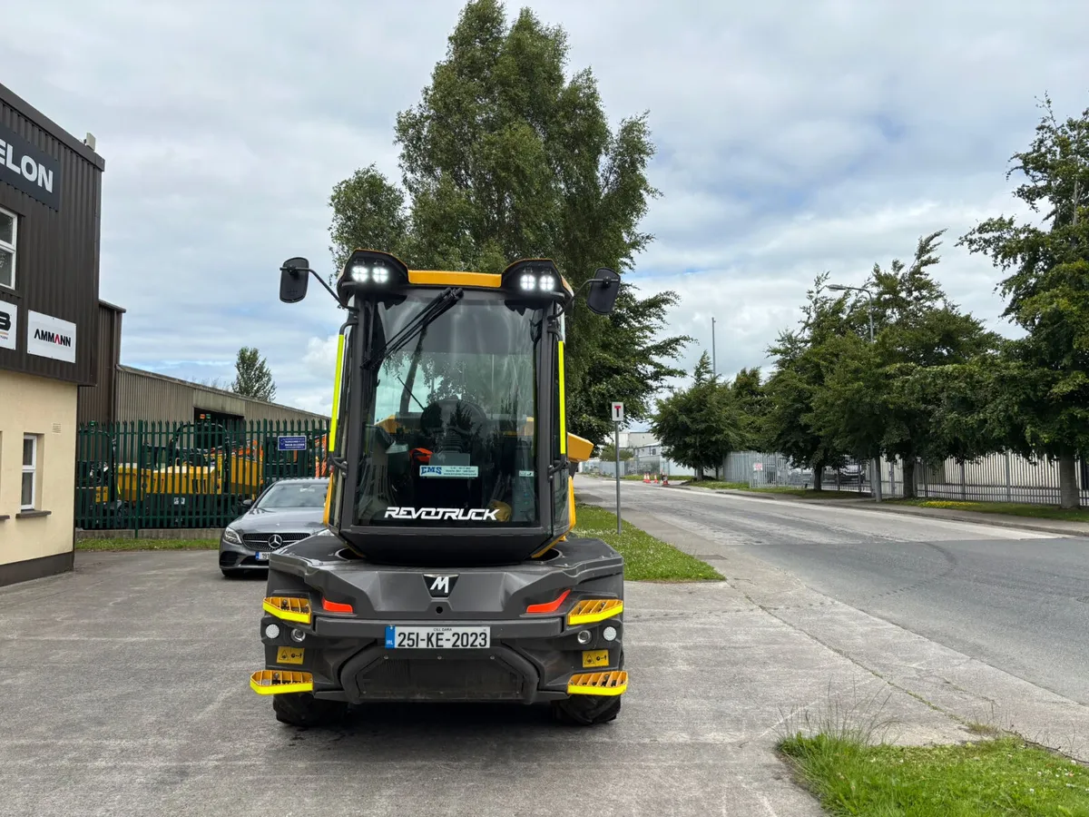 MECALAC REVOTRUCK 6 - Image 3
