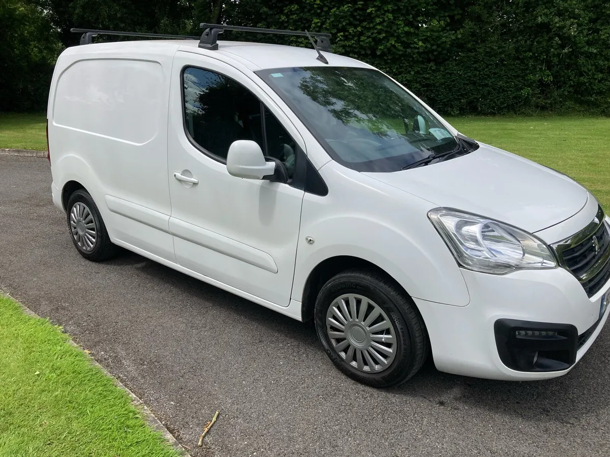 Peugeot partner professional 182 , tested 11/26 - Image 2