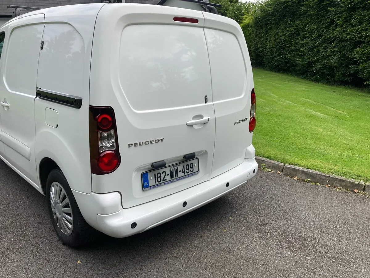 Peugeot partner professional 182 , tested 11/26 - Image 3