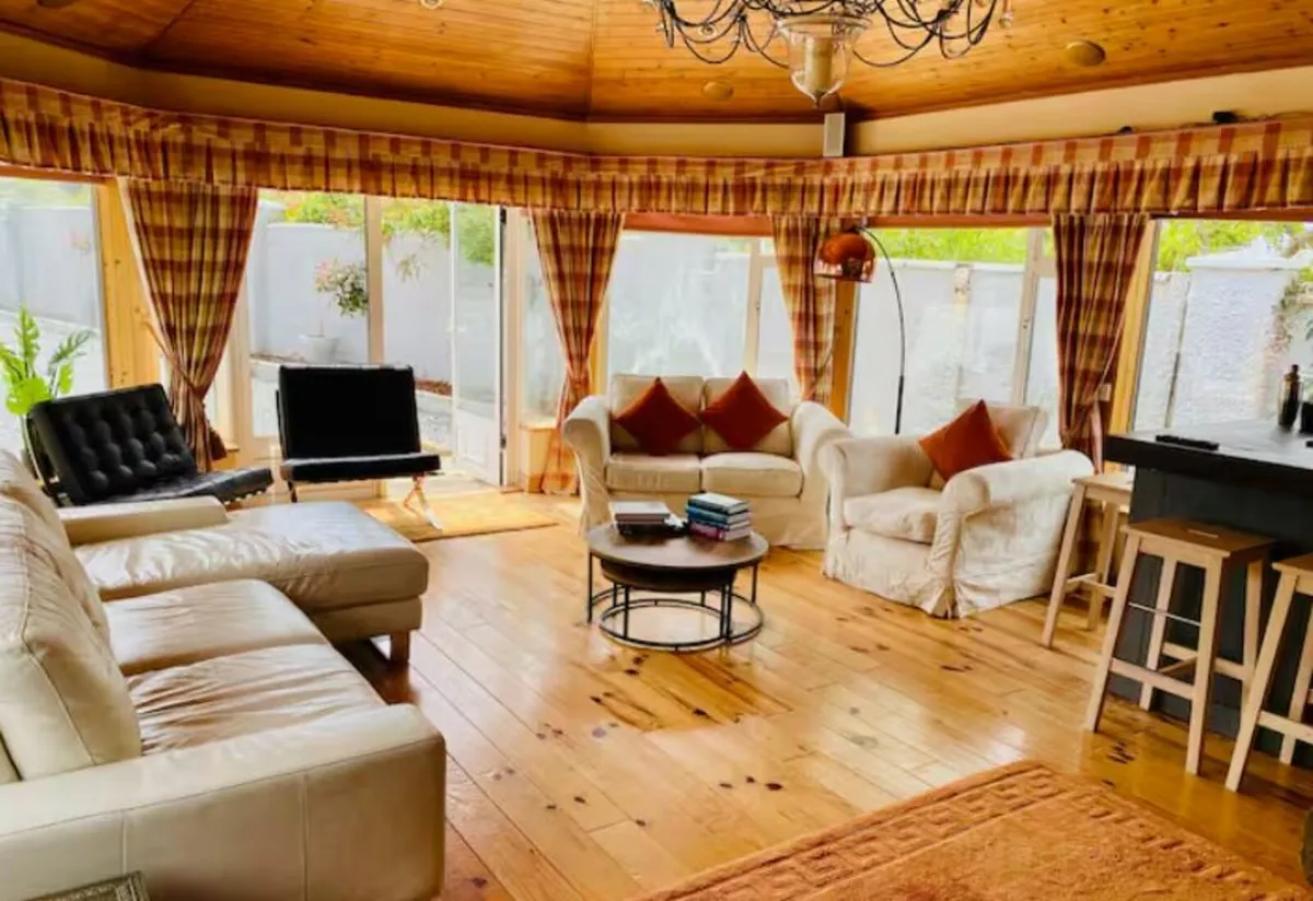 Rosslare Strand, 5 Bed Holiday Rental - Book now - Image 4