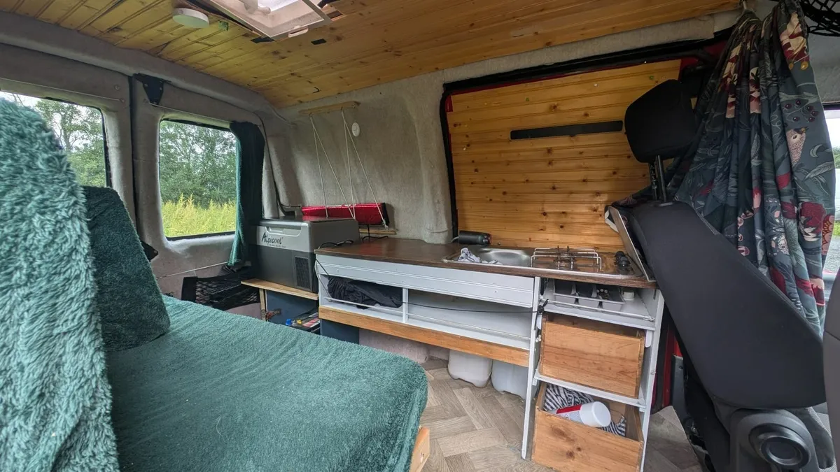Camper - Campervan on the log book - fully kitted - Image 1