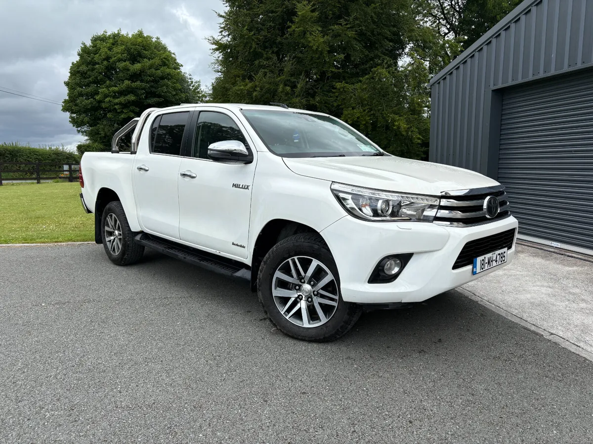 2018 Toyota Hilux Invincible - Image 3