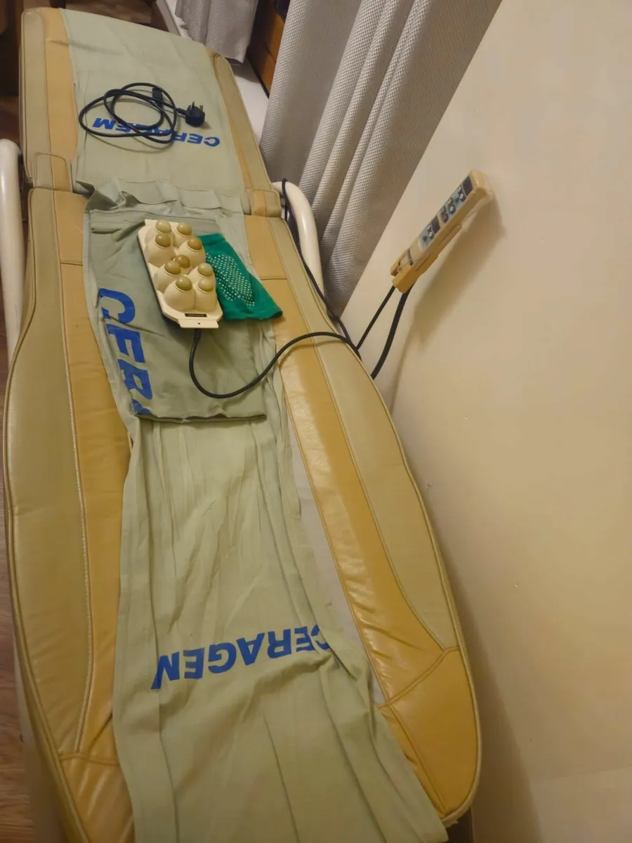 Ceragem CERAGEM-E Thermal Acupressure Massager Bed - Image 2