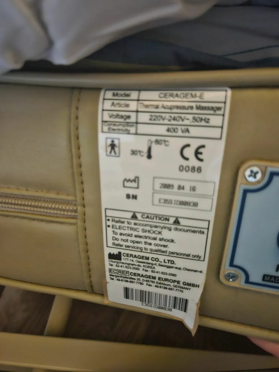 Ceragem CERAGEM-E Thermal Acupressure Massager Bed - Image 4