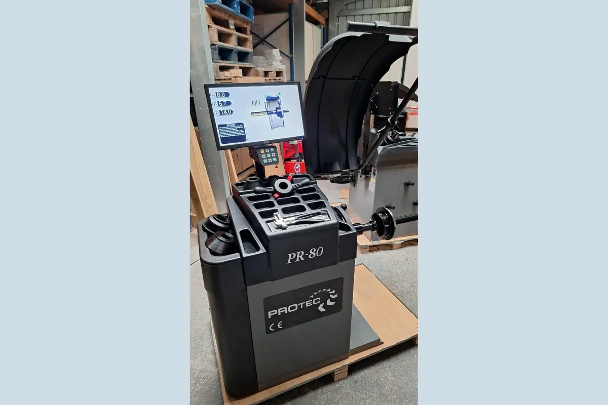 Wheel Balancer - Image 1