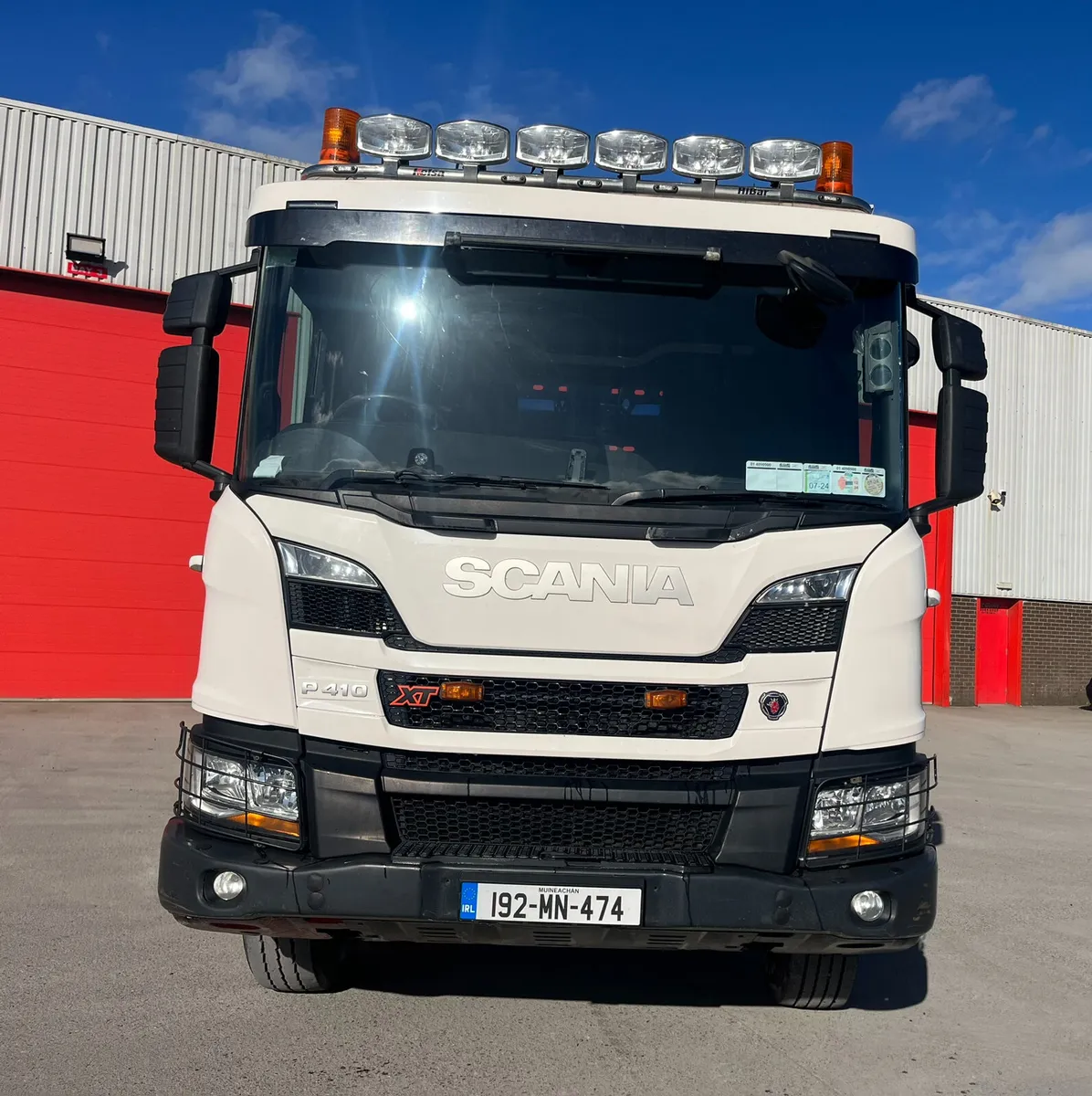 2019 Scania P410 XT 8x4 Tipper - Image 2