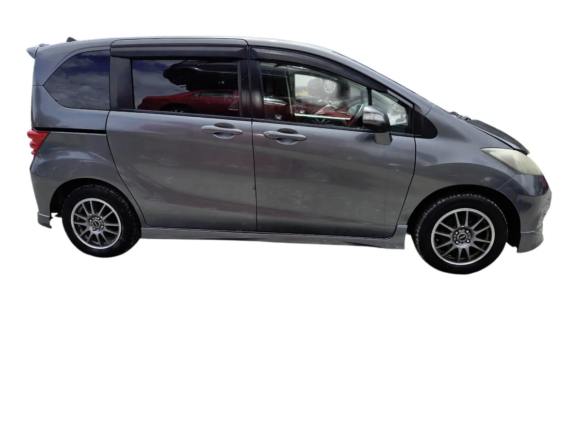 2008 HONDA FREED Breaking/Dismantling - Image 2