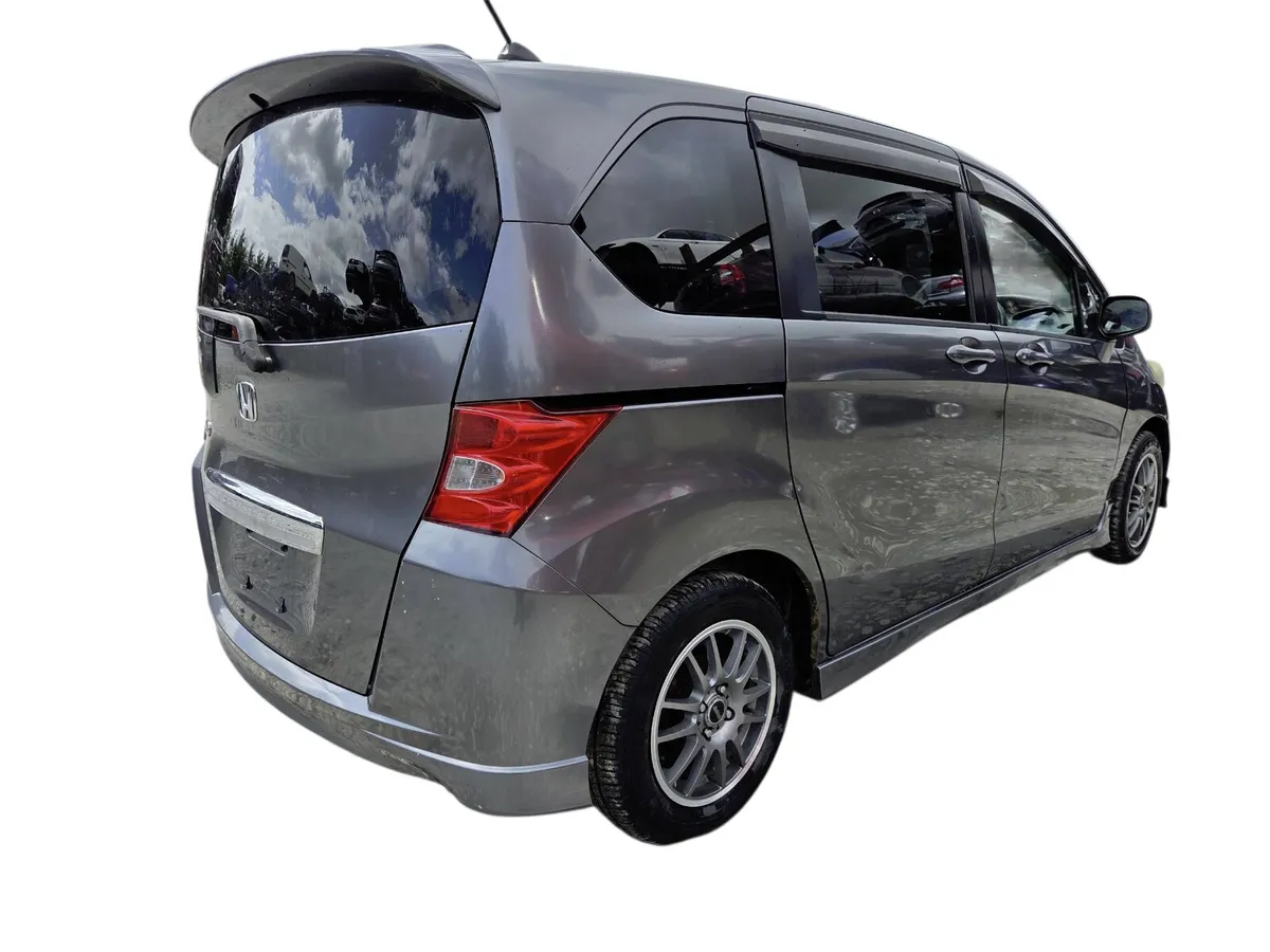 2008 HONDA FREED Breaking/Dismantling - Image 3