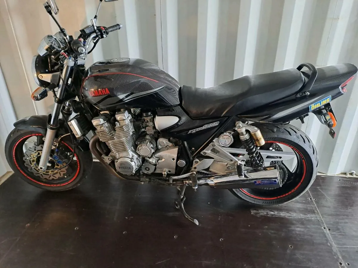 Yamaha Xjr1300 2004 - Image 2