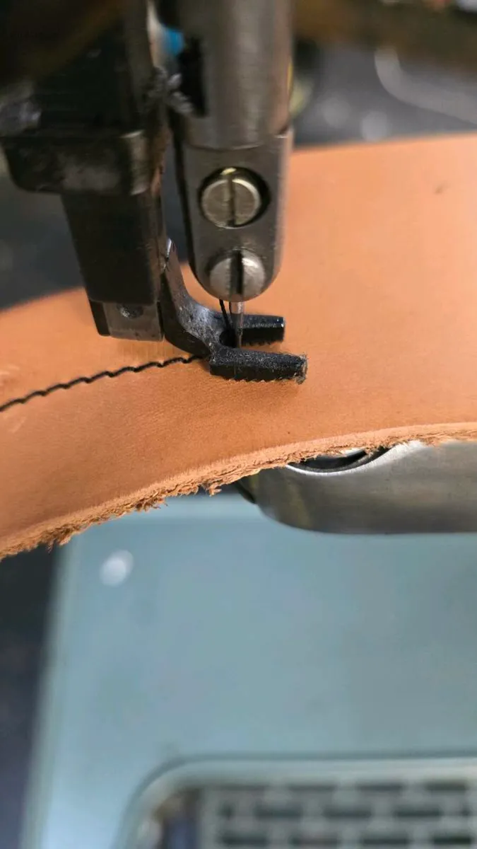 Sewing machine - Image 4