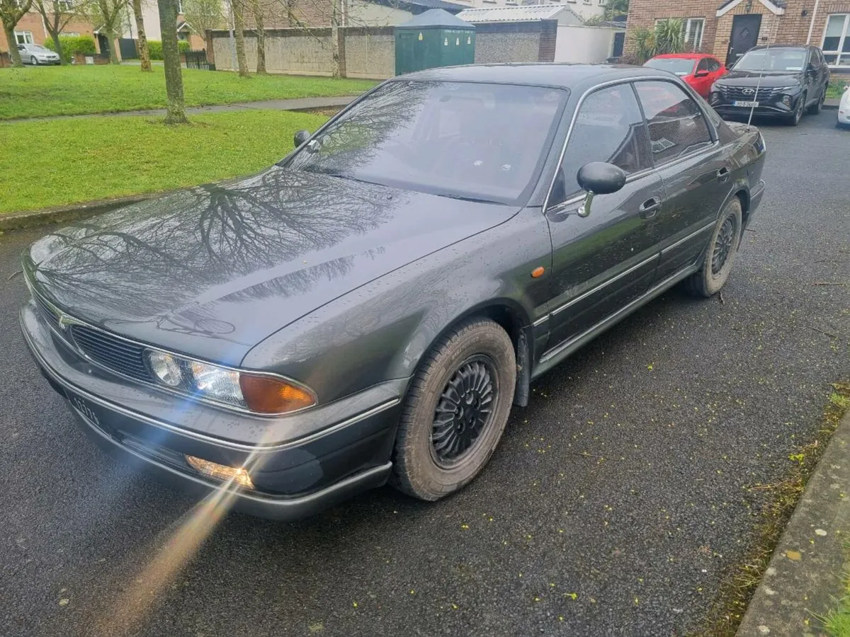 Mitsubishi Diamante - Image 1