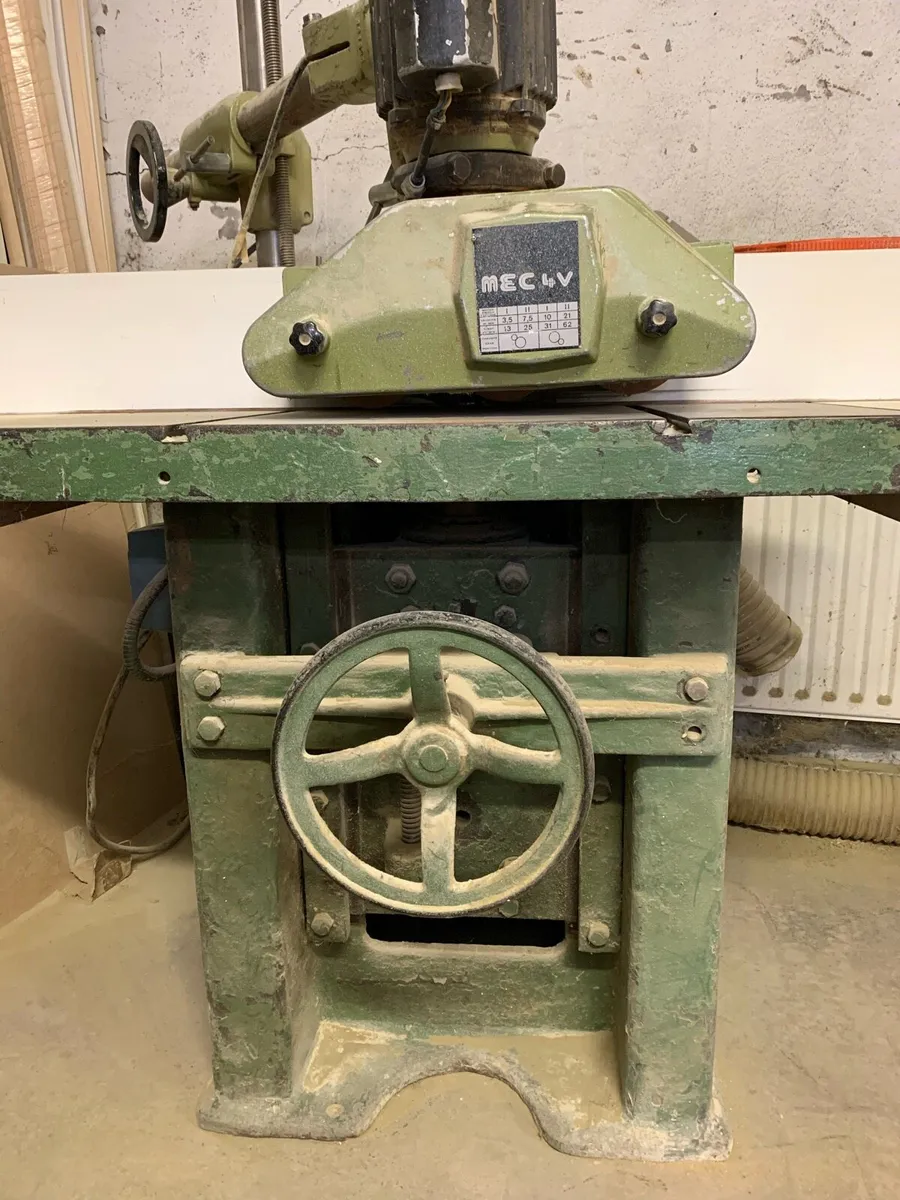Spindle moulder with power feed - Image 4