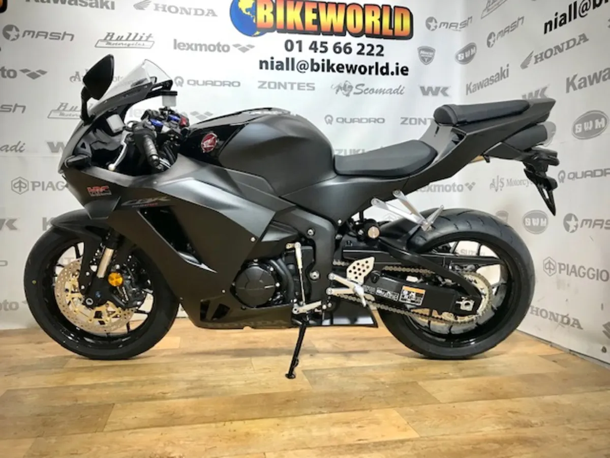 Honda CBR600RR - Image 3