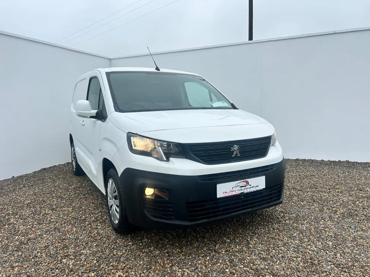 Peugeot Partner Professional Model *As new Conditi - Image 3