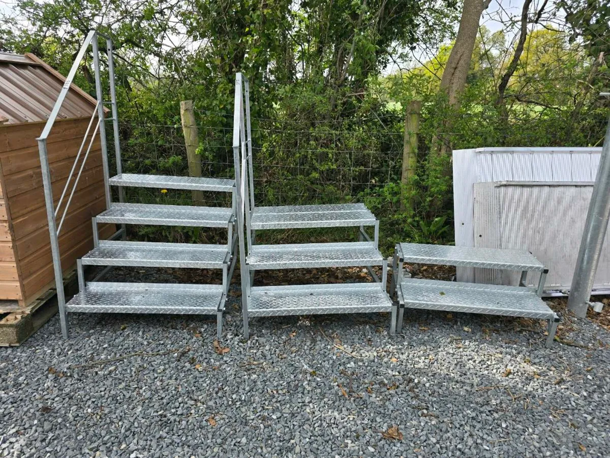 New galvanised steps suit caravan portable cabin - Image 3