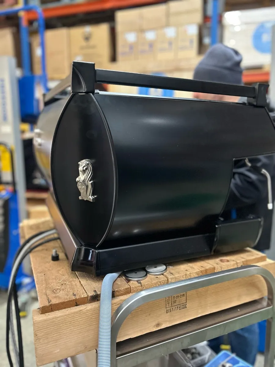 La Marzocco Gb5 coffee machine - Image 2