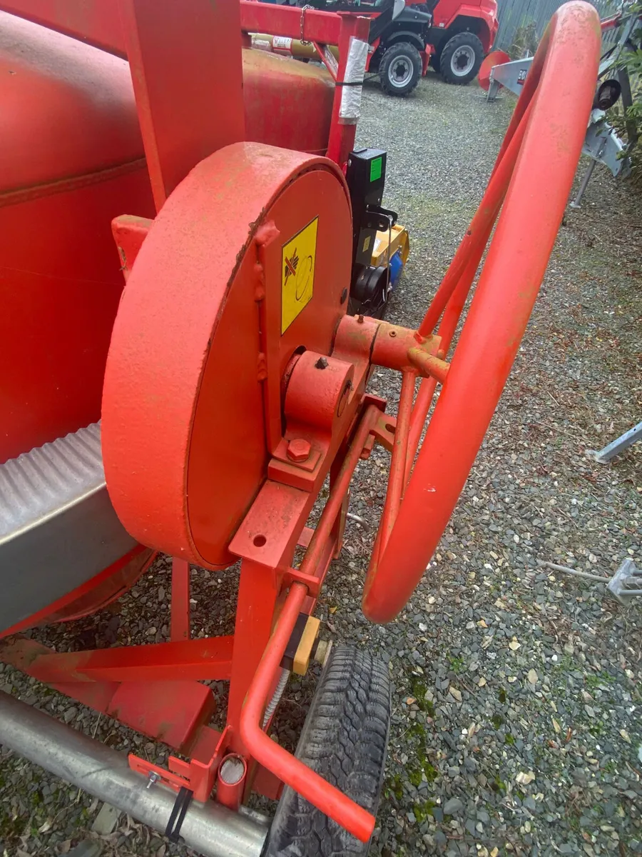 Manitou Electric Cement Mixer - €2,000+ VAT - Image 2