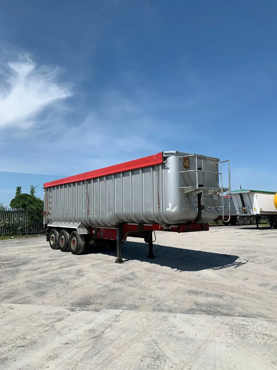Bulk Alloy Tipping Trailer - Image 1