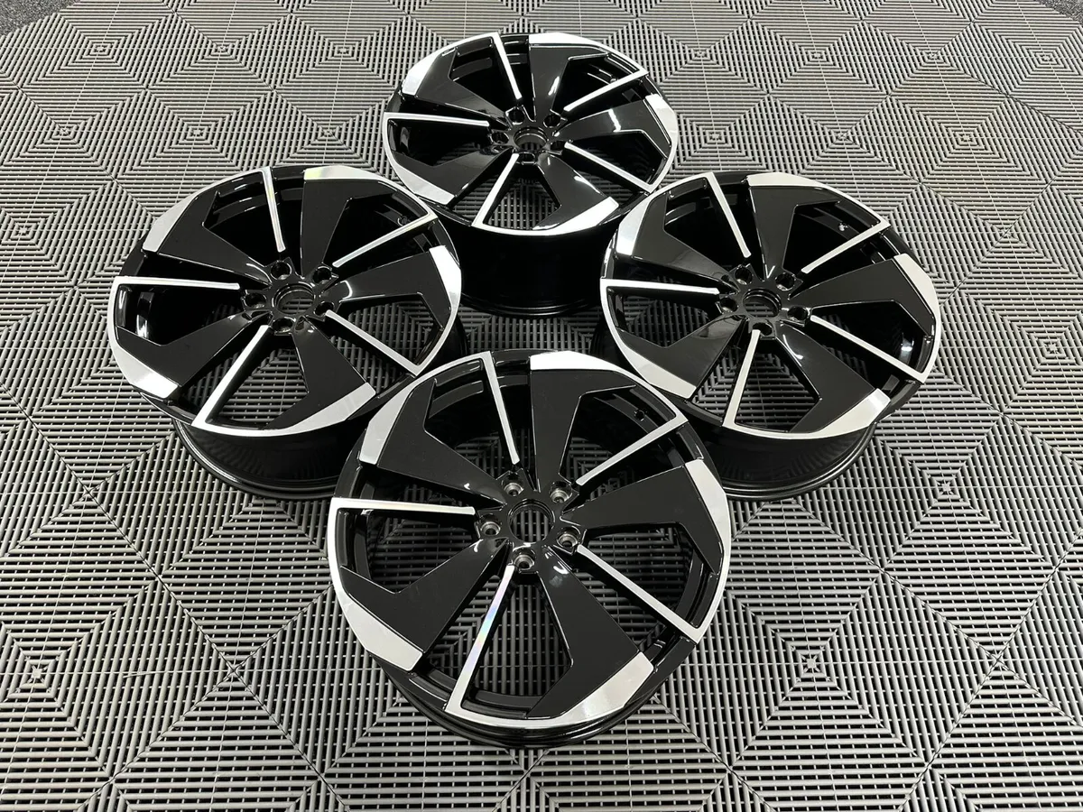 18 19″ Skoda Comet Alloys Octavia Superb 5x112 - Image 1