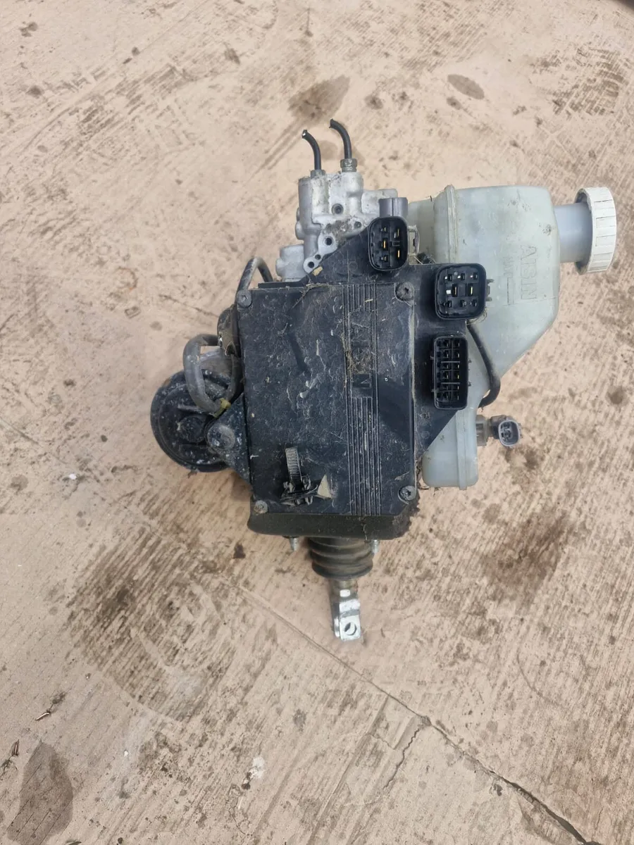 MITSUBISHI PAJERO / SHOGUN ABS PUMP 3.2 - Image 2