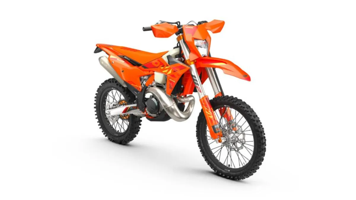 KTM 250 EXC SIX DAYS 25 Was £10,899 Now £9,649 - Image 3