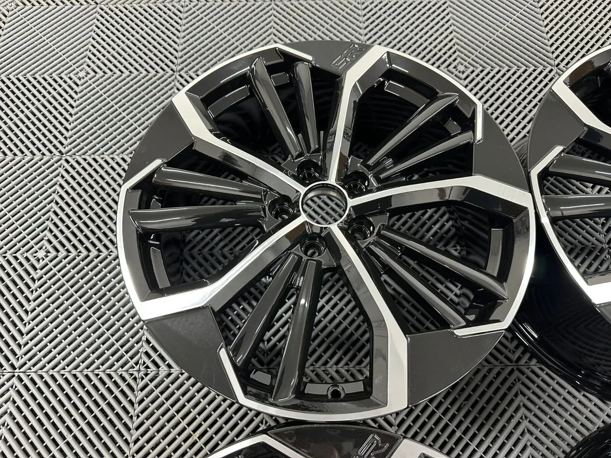 19" Altima Alloys 5x114.3 Hyundai kia Qashqai - Image 4