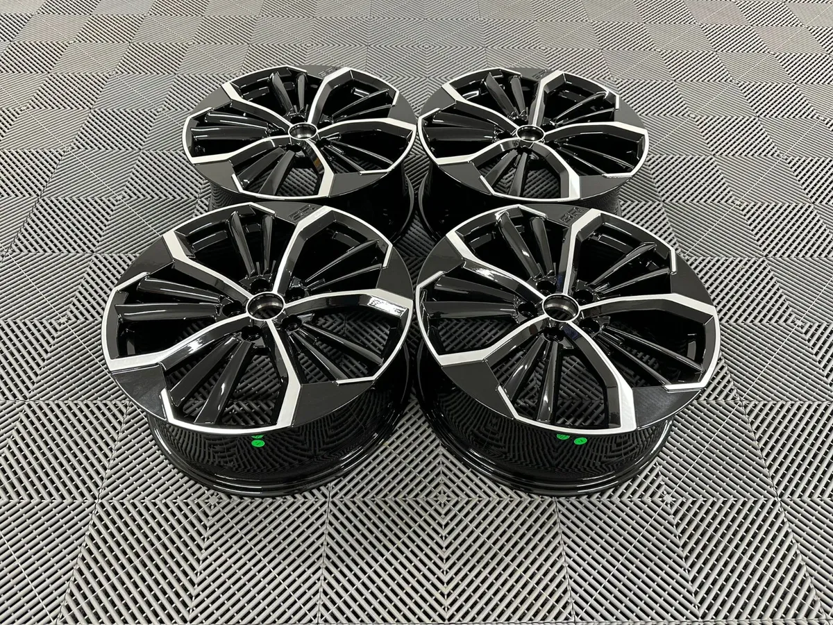 19" Altima Alloys 5x114.3 Hyundai kia Qashqai - Image 3