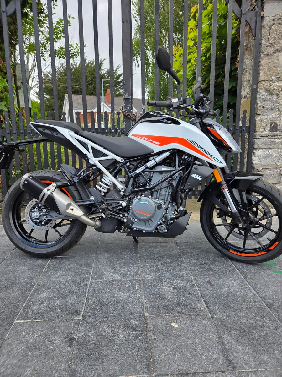 NEW 2023 KTM DUKE 390 MOTO4U - Image 1