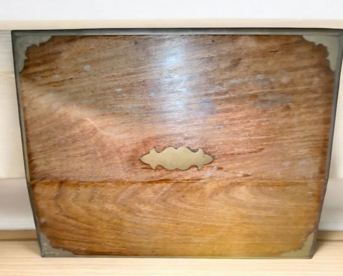 Old wooden jewellery box with brass details - Image 2