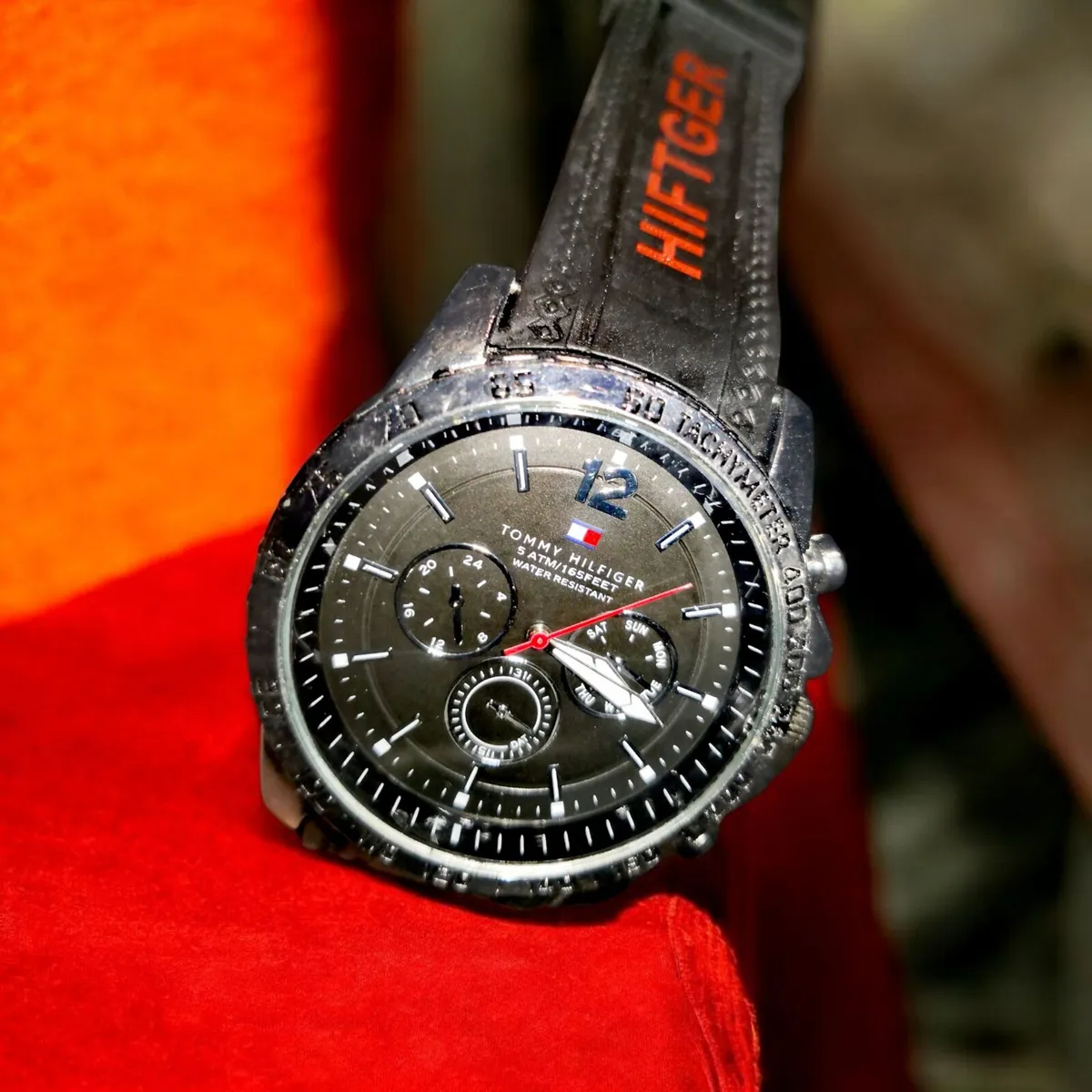 Tommy Hilfiger watch with silicone strap - Image 1