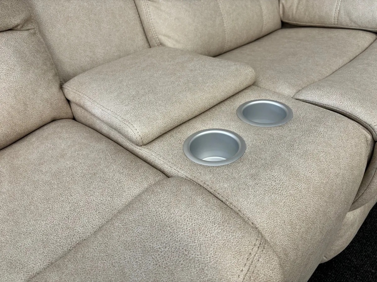 January Sale New 3+2 Beige Recliner Sofas - Image 4