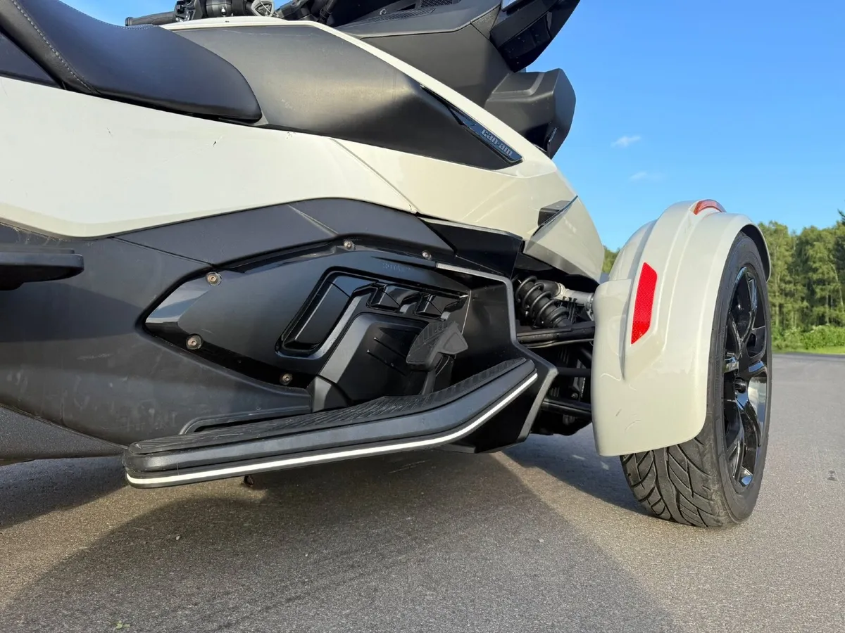 TRIKE CAN AM SPYDER RT - Image 2