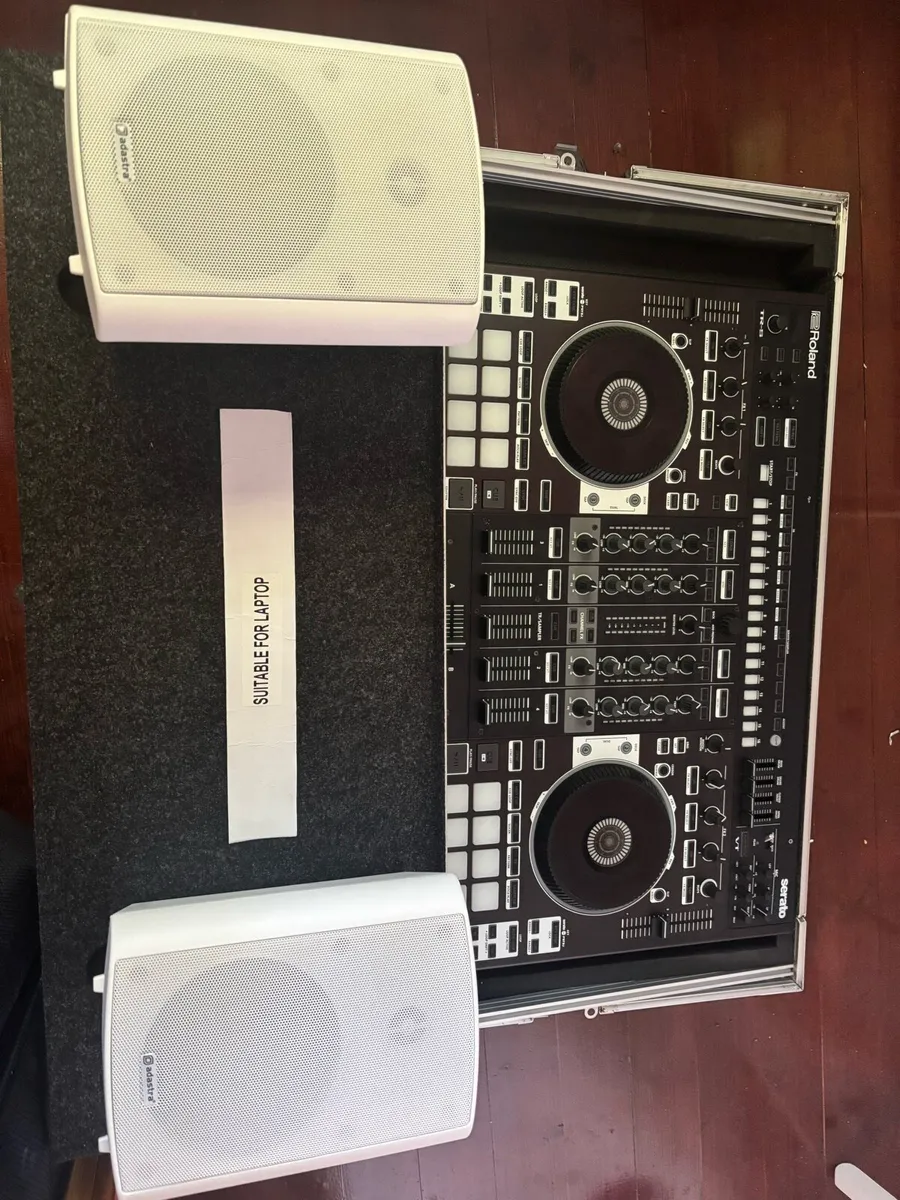 Complete DJ set up! Roland DJ 808 Controller,m - Image 3