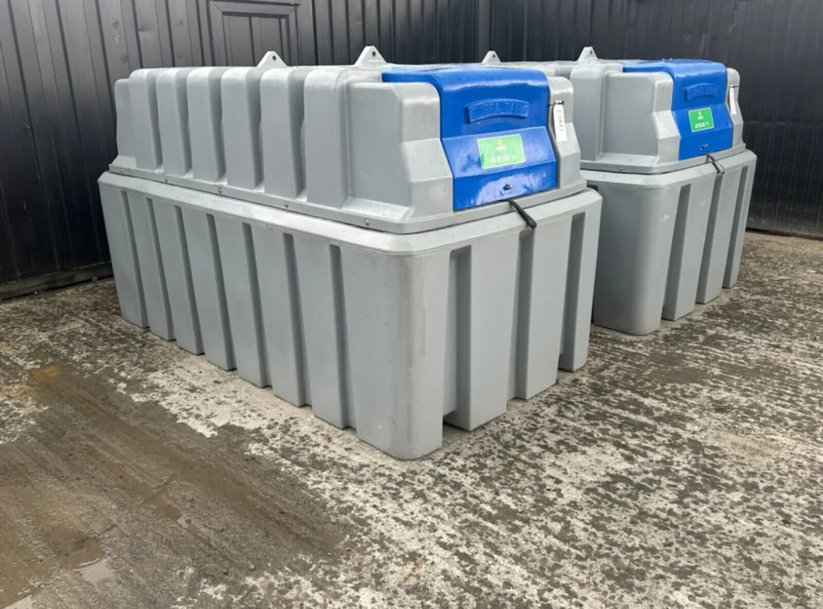 2500L Tuffa Adblue Tank - Image 1