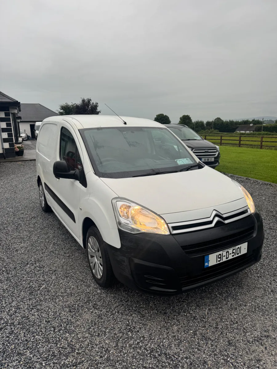 Citroen Berlingo 2019 new doe - Image 2