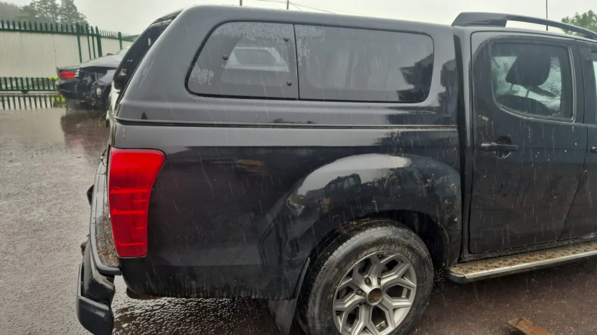 2015 ISUZU DMAX 2.5 4JK1 TWIN TURBO - Image 4