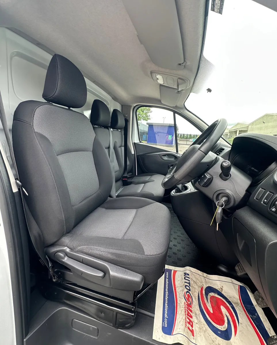 2021 Nissan NV300 2.0 Litre Long Wheel Base - Image 2