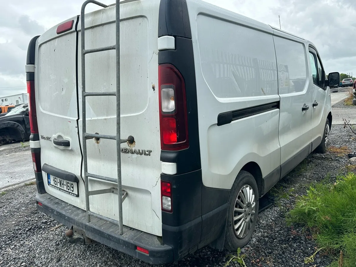 2016 Renault Traffic Needs engine - Image 4