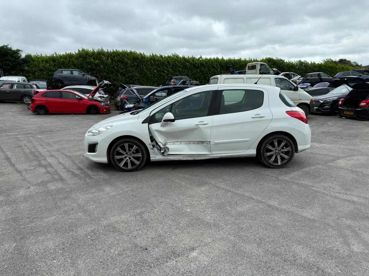 2013 Peugeot 308 1.6 HDI - Image 4