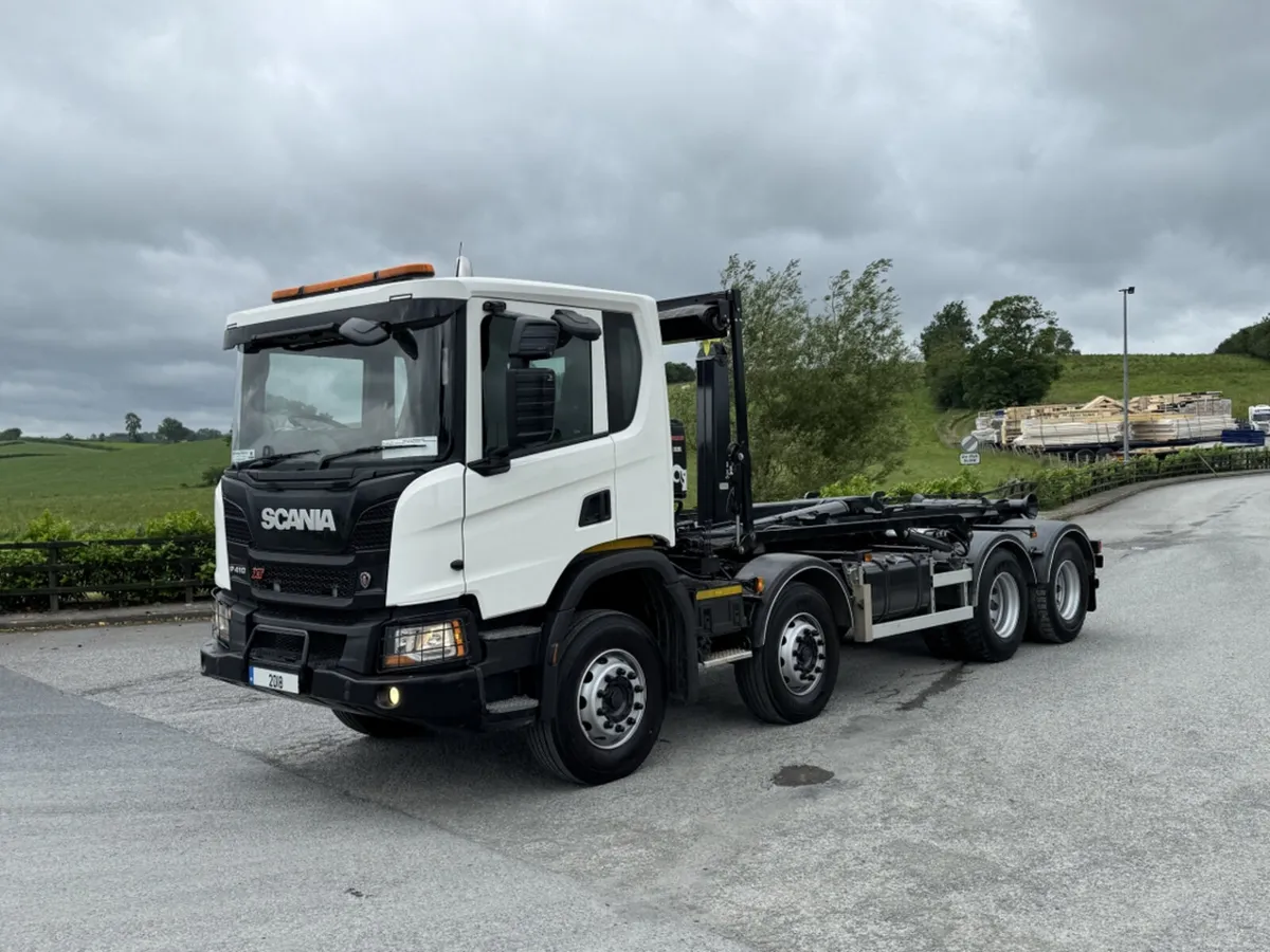 2018 Scania P410 XT 8x4. Ref No: 2531 - Image 1