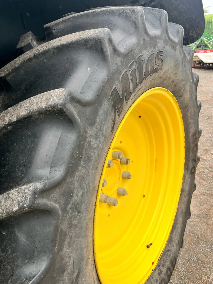 John Deere 6110M - Image 4