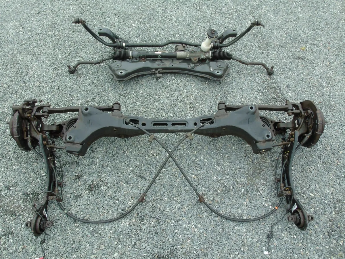 hyundai ix35's & kia sportage & santa fe breaking - Image 4