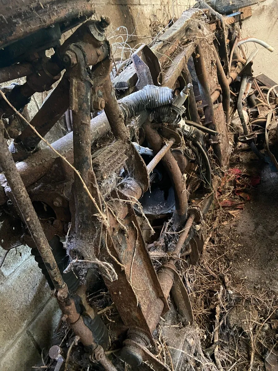 Vintage tyres and Riley RMA chassis and body parts - Image 3